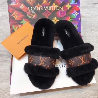 Louis Vuitton Homey Fluffy Flats
