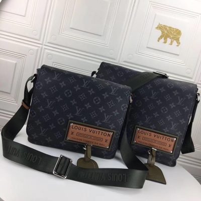 Louis Vuitton Luxury Designer Messenger Bags